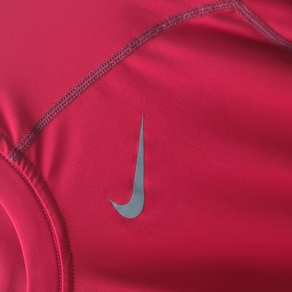 Nike Pro Combat Stretchy Top - Picture 3 of 5